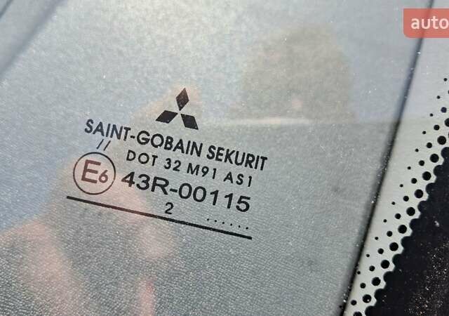 Чорний Міцубісі Кольт, об'ємом двигуна 1.3 л та пробігом 105 тис. км за 6800 $, фото 7 на Automoto.ua