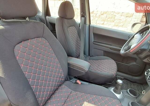 Чорний Міцубісі Кольт, об'ємом двигуна 1.3 л та пробігом 105 тис. км за 6800 $, фото 16 на Automoto.ua