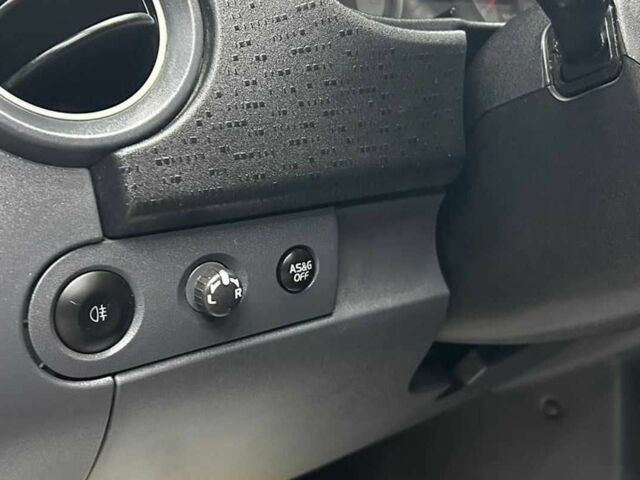 Чорний Міцубісі Кольт, об'ємом двигуна 1.1 л та пробігом 140 тис. км за 5600 $, фото 13 на Automoto.ua