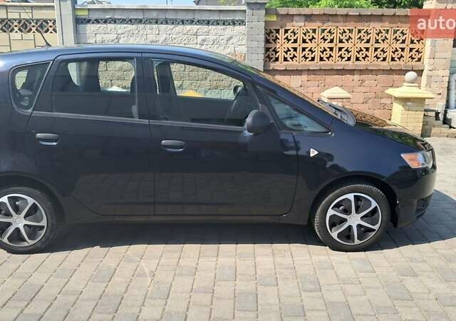 Чорний Міцубісі Кольт, об'ємом двигуна 1.3 л та пробігом 105 тис. км за 6800 $, фото 2 на Automoto.ua