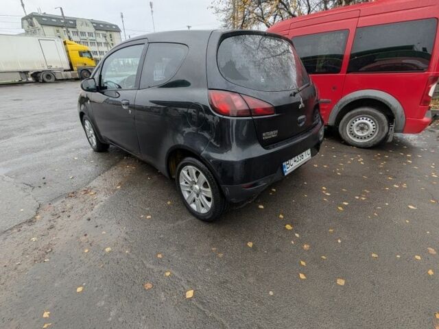 Черный Мицубиси Кольт, объемом двигателя 1.1 л и пробегом 250 тыс. км за 4100 $, фото 5 на Automoto.ua