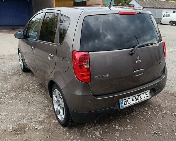 Коричневий Міцубісі Кольт, об'ємом двигуна 1.3 л та пробігом 225 тис. км за 5100 $, фото 4 на Automoto.ua