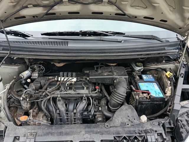 Мицубиси Кольт 2011 в Балаклее на Automoto.ua Коричневый Мицубиси Кольт, объемом двигателя 1.3 л и пробегом 240 тыс. км за 4900 $, фото 6 на Automoto.ua