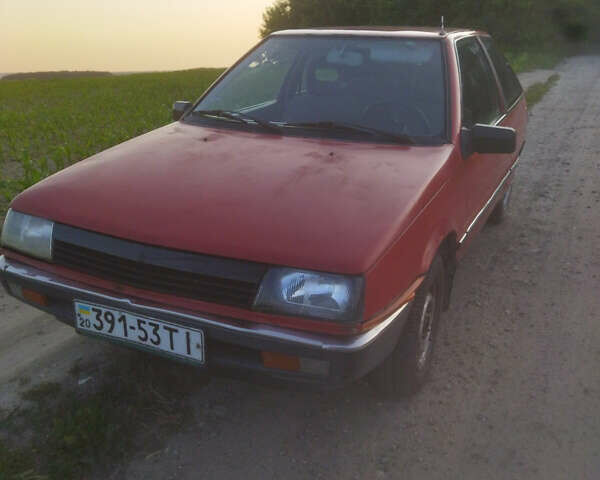 Красный Мицубиси Кольт, объемом двигателя 1.5 л и пробегом 200 тыс. км за 750 $, фото 2 на Automoto.ua