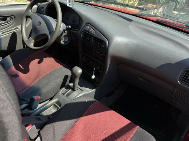 Червоний Міцубісі Кольт, об'ємом двигуна 1.6 л та пробігом 310 тис. км за 1800 $, фото 5 на Automoto.ua