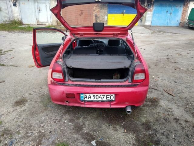 Червоний Міцубісі Кольт, об'ємом двигуна 1.3 л та пробігом 76 тис. км за 358 $, фото 4 на Automoto.ua