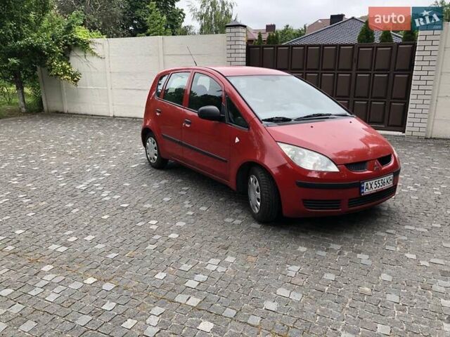 Червоний Міцубісі Кольт, об'ємом двигуна 1.12 л та пробігом 210 тис. км за 3300 $, фото 2 на Automoto.ua