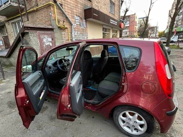 Червоний Міцубісі Кольт, об'ємом двигуна 1.5 л та пробігом 183 тис. км за 4000 $, фото 3 на Automoto.ua