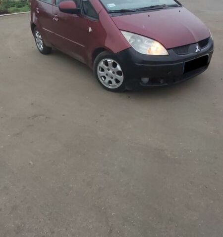 Червоний Міцубісі Кольт, об'ємом двигуна 1.5 л та пробігом 240 тис. км за 1600 $, фото 5 на Automoto.ua