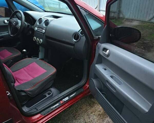 Красный Мицубиси Кольт, объемом двигателя 1.3 л и пробегом 216 тыс. км за 4100 $, фото 7 на Automoto.ua