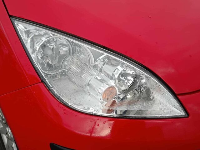 Красный Мицубиси Кольт, объемом двигателя 1.3 л и пробегом 184 тыс. км за 3940 $, фото 4 на Automoto.ua