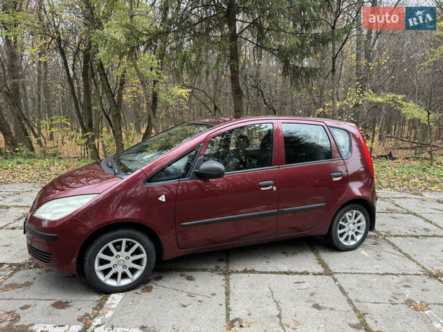 Червоний Міцубісі Кольт, об'ємом двигуна 1.33 л та пробігом 156 тис. км за 3800 $, фото 1 на Automoto.ua