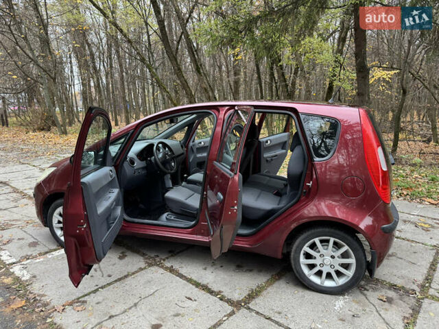 Червоний Міцубісі Кольт, об'ємом двигуна 1.33 л та пробігом 156 тис. км за 3800 $, фото 24 на Automoto.ua
