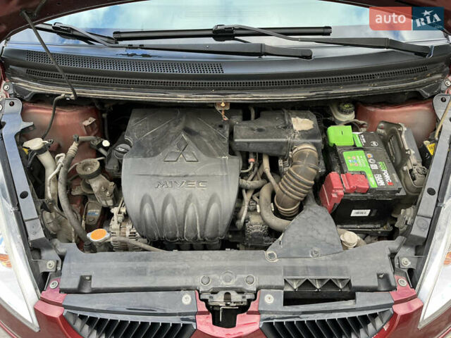 Червоний Міцубісі Кольт, об'ємом двигуна 1.47 л та пробігом 140 тис. км за 4500 $, фото 24 на Automoto.ua