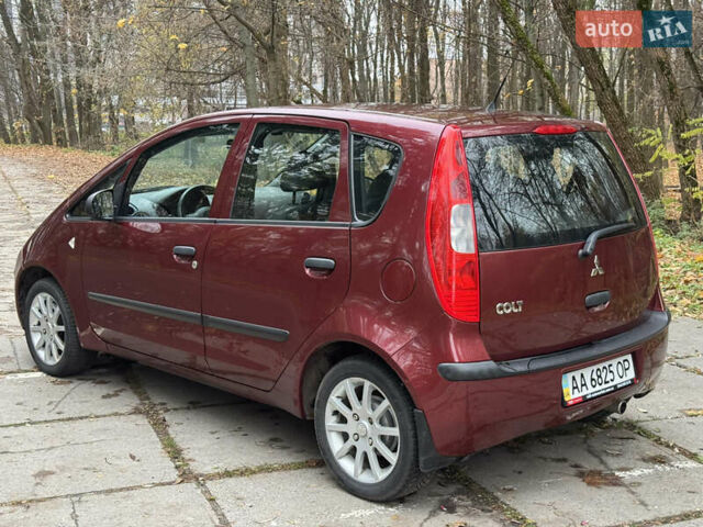 Червоний Міцубісі Кольт, об'ємом двигуна 1.33 л та пробігом 156 тис. км за 3800 $, фото 29 на Automoto.ua