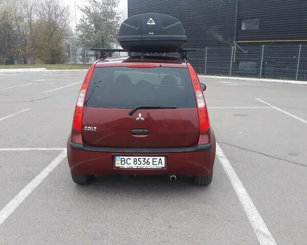 Червоний Міцубісі Кольт, об'ємом двигуна 1.33 л та пробігом 301 тис. км за 3499 $, фото 5 на Automoto.ua