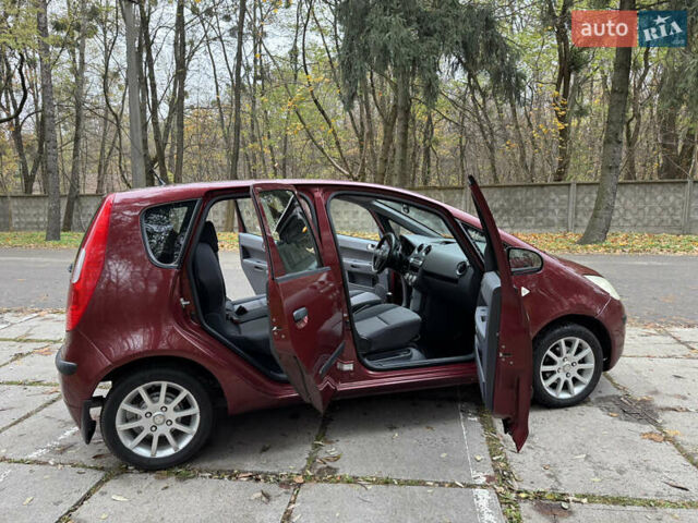 Червоний Міцубісі Кольт, об'ємом двигуна 1.33 л та пробігом 156 тис. км за 3800 $, фото 21 на Automoto.ua