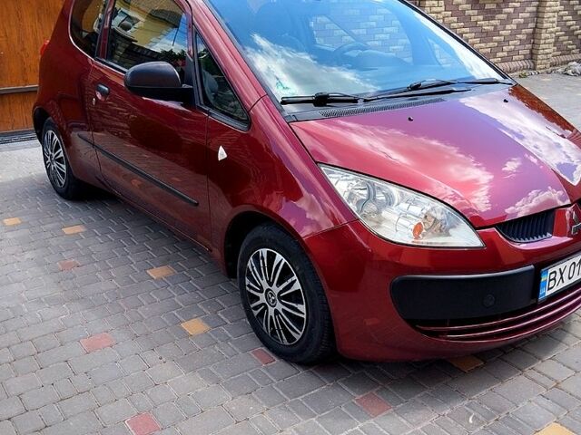 Червоний Міцубісі Кольт, об'ємом двигуна 1.1 л та пробігом 151 тис. км за 4100 $, фото 3 на Automoto.ua