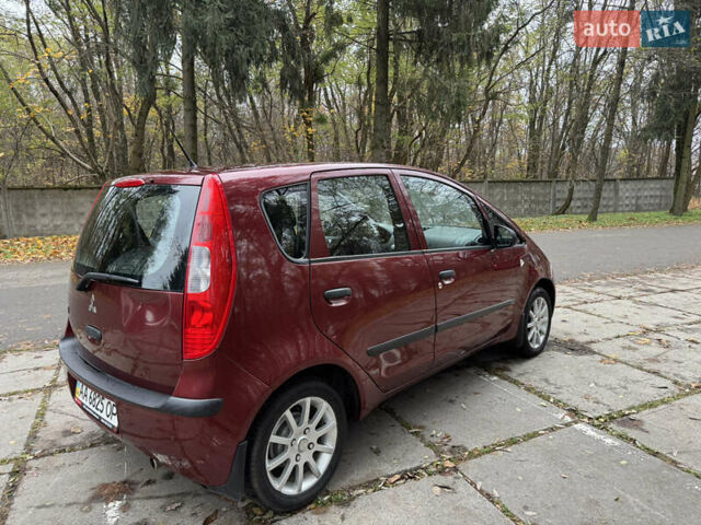 Червоний Міцубісі Кольт, об'ємом двигуна 1.33 л та пробігом 156 тис. км за 3800 $, фото 5 на Automoto.ua