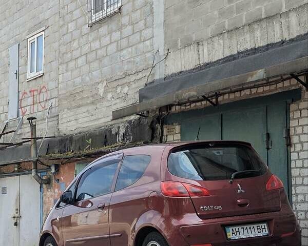 Червоний Міцубісі Кольт, об'ємом двигуна 1.33 л та пробігом 132 тис. км за 4100 $, фото 1 на Automoto.ua