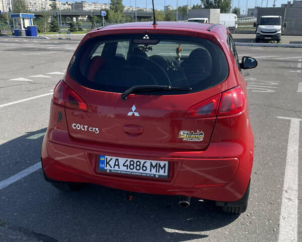 Червоний Міцубісі Кольт, об'ємом двигуна 1.3 л та пробігом 291 тис. км за 3500 $, фото 2 на Automoto.ua