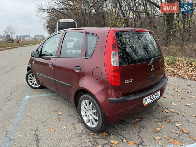Червоний Міцубісі Кольт, об'ємом двигуна 1.33 л та пробігом 156 тис. км за 3800 $, фото 44 на Automoto.ua