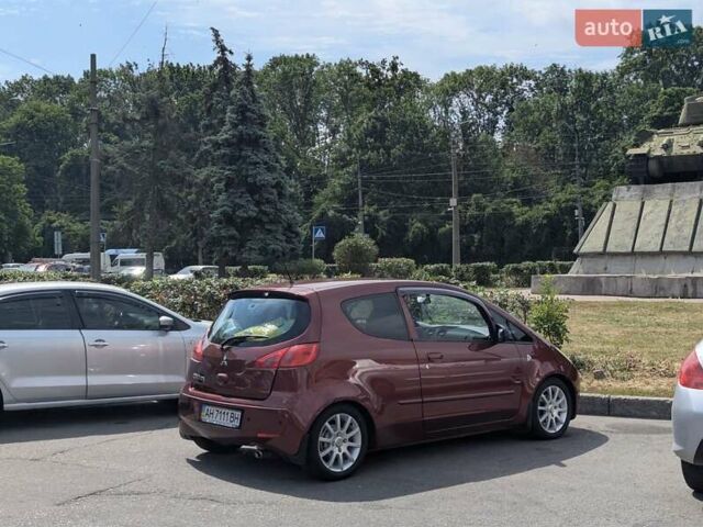 Червоний Міцубісі Кольт, об'ємом двигуна 1.33 л та пробігом 132 тис. км за 4100 $, фото 3 на Automoto.ua
