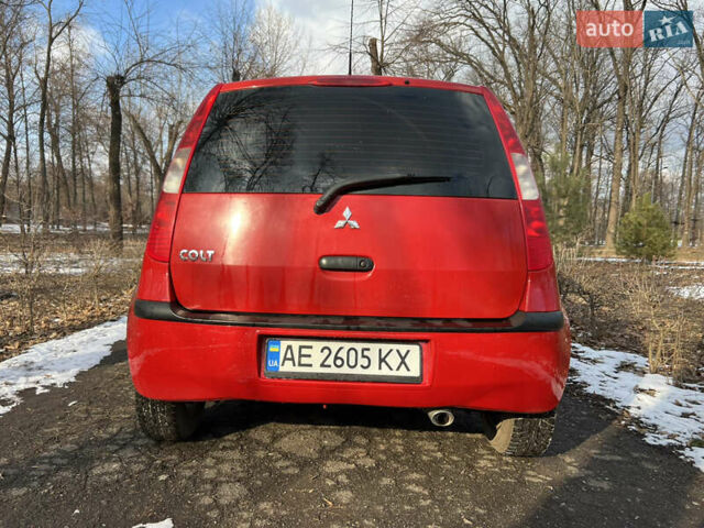 Червоний Міцубісі Кольт, об'ємом двигуна 1.33 л та пробігом 167 тис. км за 4800 $, фото 1 на Automoto.ua