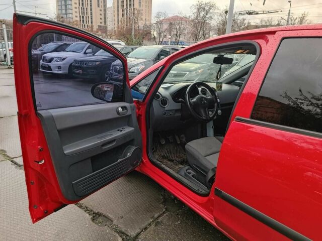 Красный Мицубиси Кольт, объемом двигателя 1.3 л и пробегом 184 тыс. км за 3940 $, фото 15 на Automoto.ua