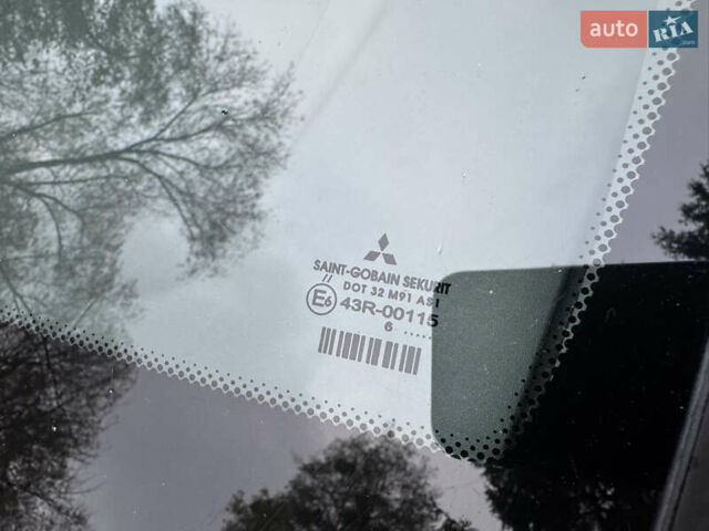 Червоний Міцубісі Кольт, об'ємом двигуна 1.33 л та пробігом 156 тис. км за 3800 $, фото 23 на Automoto.ua