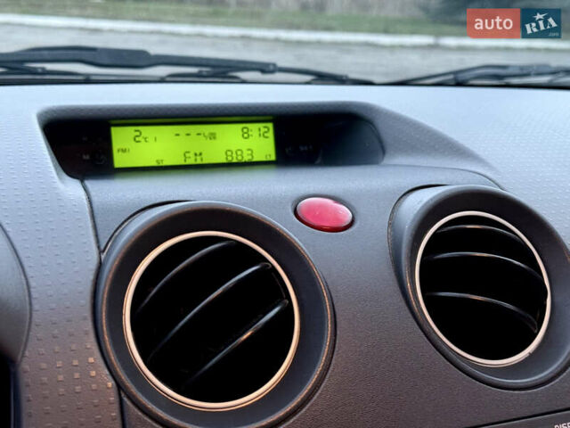 Червоний Міцубісі Кольт, об'ємом двигуна 1.3 л та пробігом 127 тис. км за 4999 $, фото 27 на Automoto.ua