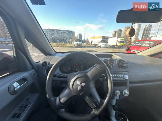 Красный Мицубиси Кольт, объемом двигателя 1.5 л и пробегом 372 тыс. км за 3300 $, фото 23 на Automoto.ua