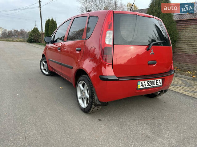 Красный Мицубиси Кольт, объемом двигателя 1.33 л и пробегом 138 тыс. км за 3800 $, фото 2 на Automoto.ua