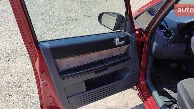 Мицубиси Кольт 2007 в Днепре (Днепропетровске) на Automoto.ua Красный Мицубиси Кольт, объемом двигателя 1.33 л и пробегом 195 тыс. км за 4800 $, фото 1 на Automoto.ua