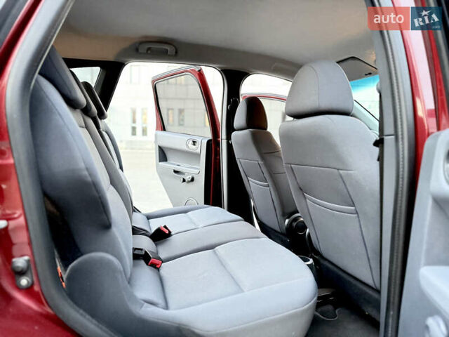 Червоний Міцубісі Кольт, об'ємом двигуна 1.3 л та пробігом 127 тис. км за 4999 $, фото 17 на Automoto.ua