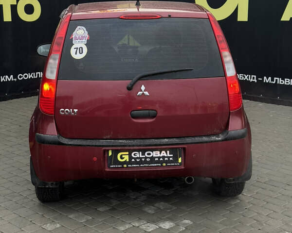 Красный Мицубиси Кольт, объемом двигателя 1.33 л и пробегом 167 тыс. км за 3900 $, фото 12 на Automoto.ua