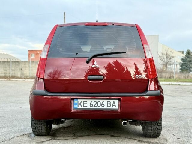 Червоний Міцубісі Кольт, об'ємом двигуна 1.3 л та пробігом 127 тис. км за 4999 $, фото 10 на Automoto.ua