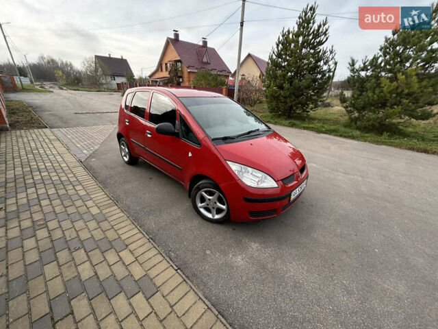 Красный Мицубиси Кольт, объемом двигателя 1.33 л и пробегом 138 тыс. км за 3800 $, фото 14 на Automoto.ua