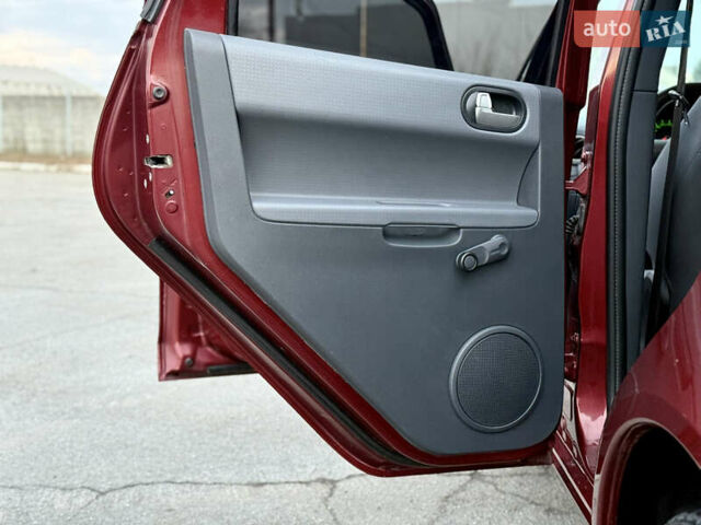 Червоний Міцубісі Кольт, об'ємом двигуна 1.3 л та пробігом 127 тис. км за 4999 $, фото 15 на Automoto.ua