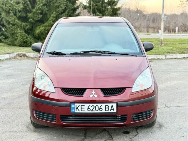 Червоний Міцубісі Кольт, об'ємом двигуна 1.3 л та пробігом 127 тис. км за 4999 $, фото 7 на Automoto.ua