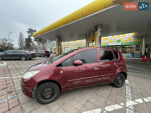 Красный Мицубиси Кольт, объемом двигателя 1.5 л и пробегом 372 тыс. км за 3300 $, фото 2 на Automoto.ua