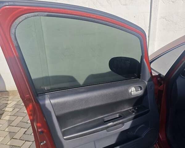 Червоний Міцубісі Кольт, об'ємом двигуна 1.33 л та пробігом 311 тис. км за 4800 $, фото 12 на Automoto.ua