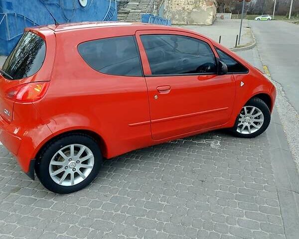 Красный Мицубиси Кольт, объемом двигателя 1.3 л и пробегом 19 тыс. км за 7500 $, фото 3 на Automoto.ua