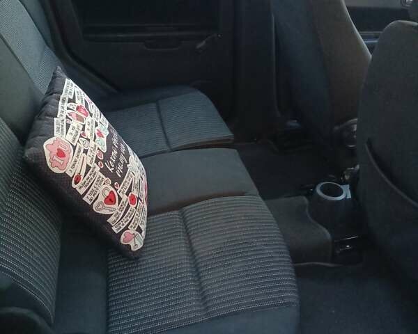 Красный Мицубиси Кольт, объемом двигателя 1.33 л и пробегом 207 тыс. км за 4300 $, фото 4 на Automoto.ua