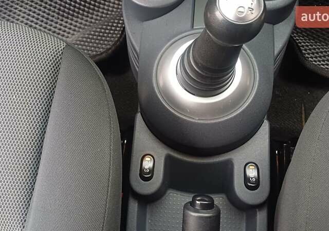 Красный Мицубиси Кольт, объемом двигателя 1.33 л и пробегом 132 тыс. км за 5890 $, фото 57 на Automoto.ua