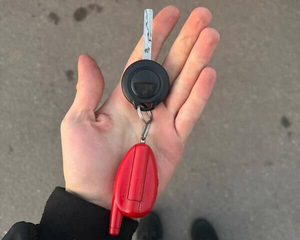 Красный Мицубиси Кольт, объемом двигателя 1.33 л и пробегом 266 тыс. км за 4300 $, фото 1 на Automoto.ua