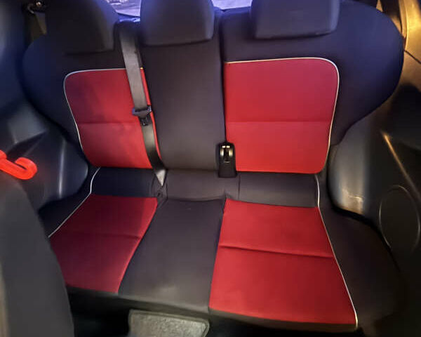 Красный Мицубиси Кольт, объемом двигателя 1.33 л и пробегом 266 тыс. км за 4300 $, фото 24 на Automoto.ua