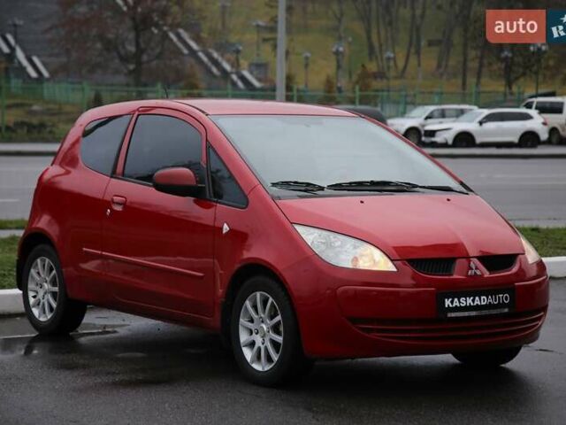 Красный Мицубиси Кольт, объемом двигателя 1.3 л и пробегом 20 тыс. км за 7000 $, фото 2 на Automoto.ua