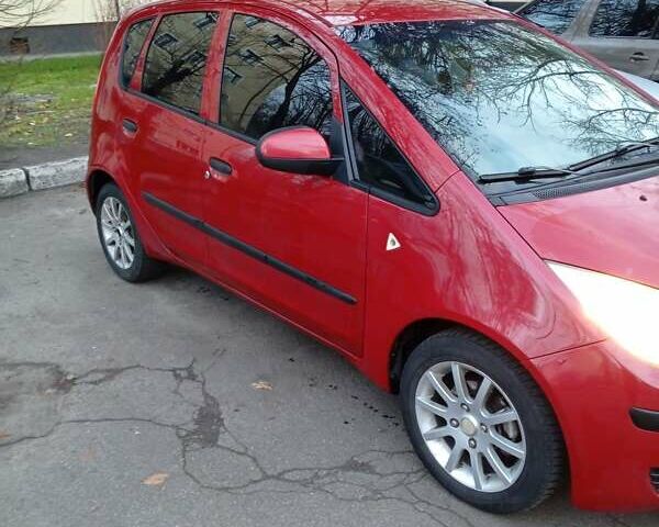 Червоний Міцубісі Кольт, об'ємом двигуна 1.33 л та пробігом 98 тис. км за 5000 $, фото 2 на Automoto.ua