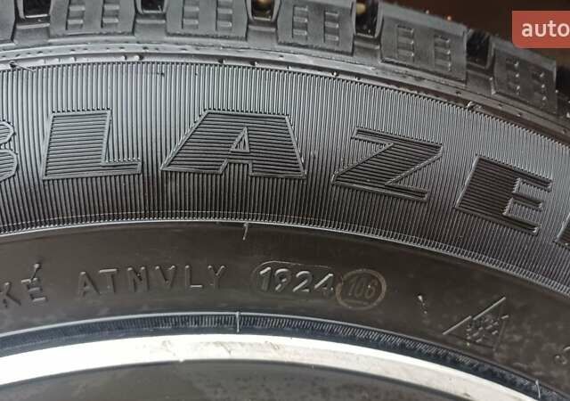 Красный Мицубиси Кольт, объемом двигателя 1.33 л и пробегом 132 тыс. км за 5890 $, фото 25 на Automoto.ua